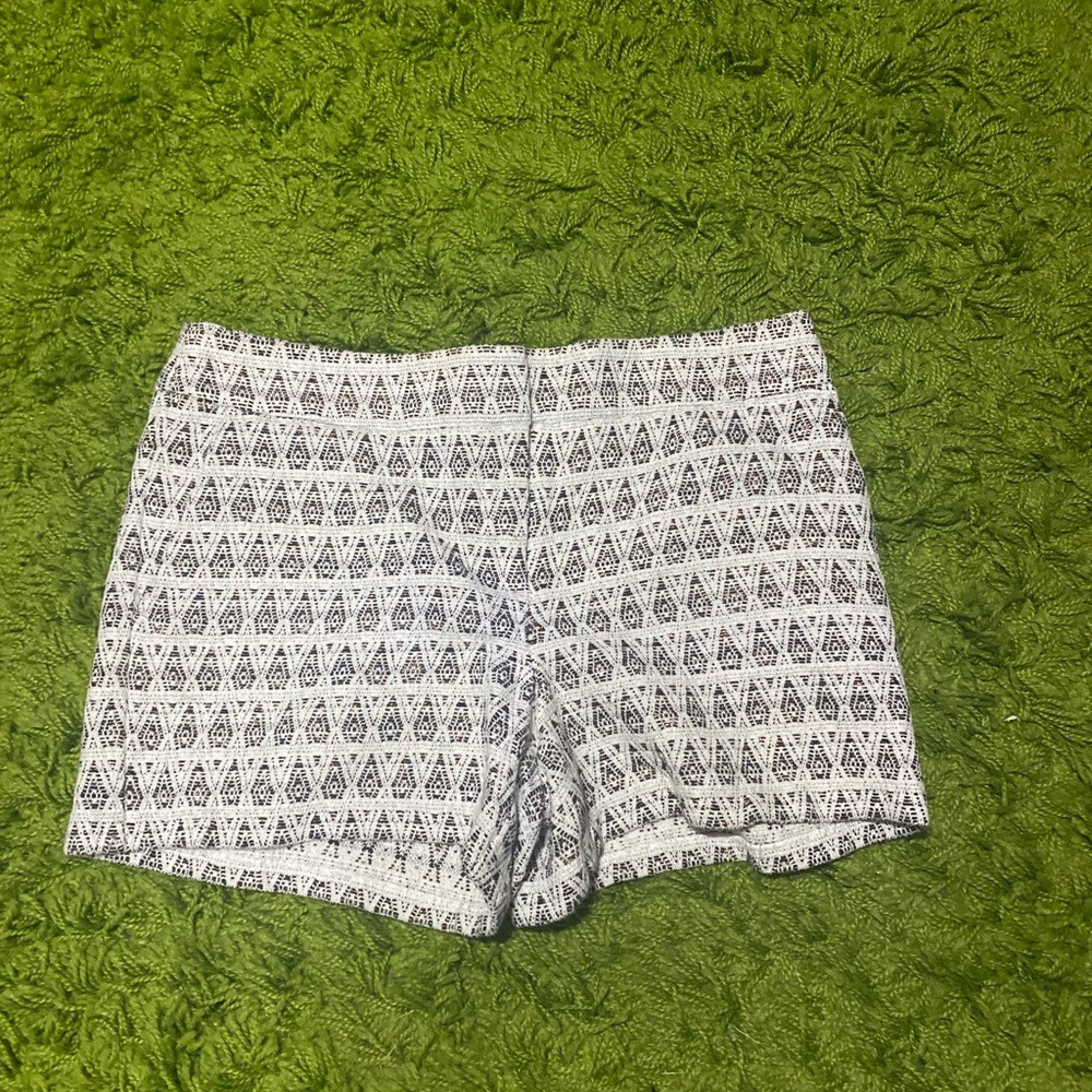Ann Taylor Loft shorts (Las)